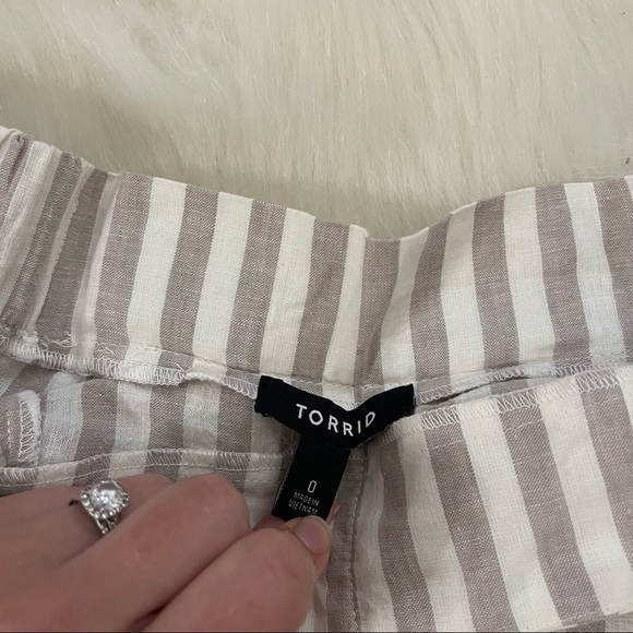 TORRID white and grey stripe linen button down midi skirt size 0 - Picture 7 of 9